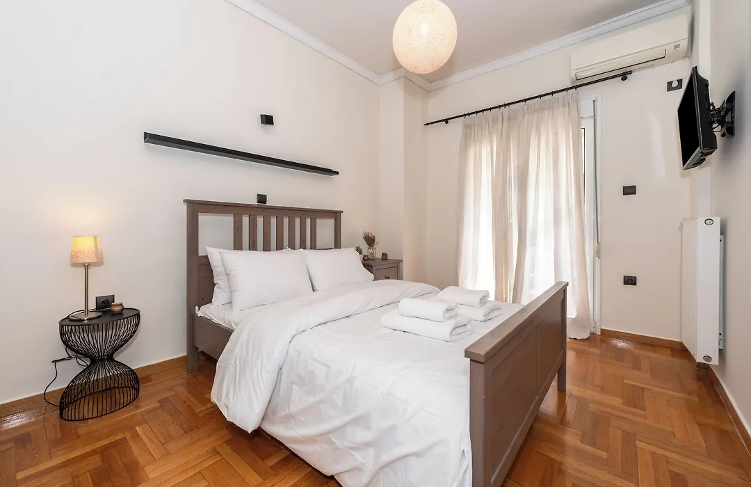 Modern Apartment In Athens Center, 10 Mins Walk To Plaka Historical Area-1