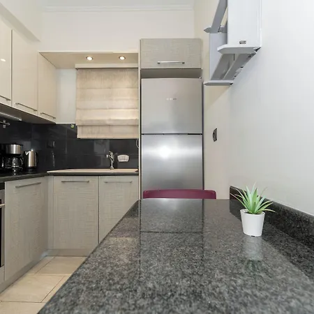Modern Apartment In Athens Center, 10 Mins Walk To Plaka Historical Area-2